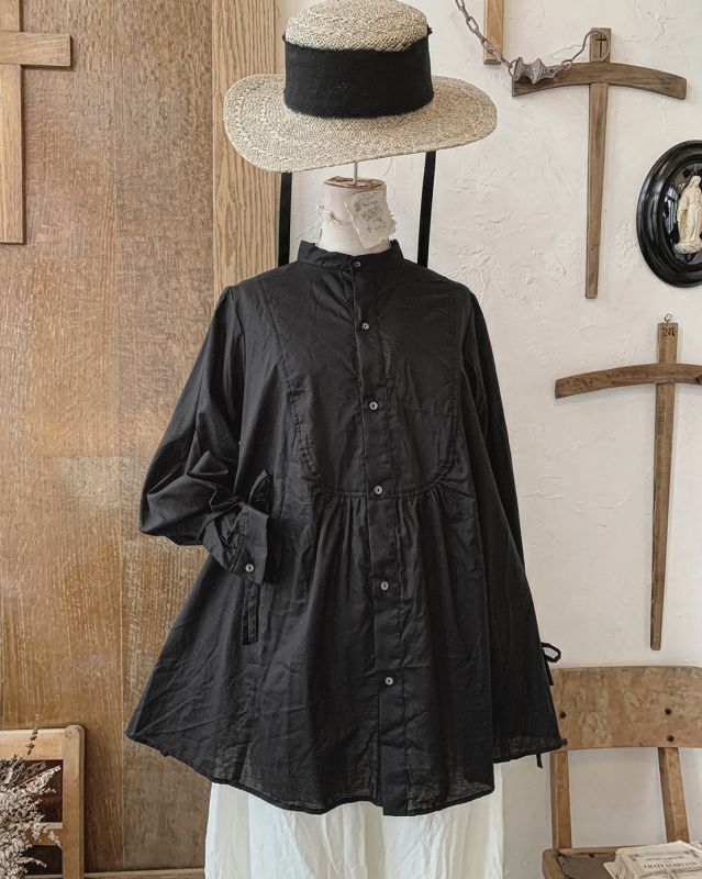 the last flower of the afternoon／静寂の滴り robe shirt・黒  