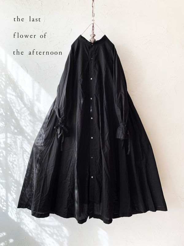 the last flower of the afternoon／静寂の欠片 ローブシャツドレス・black