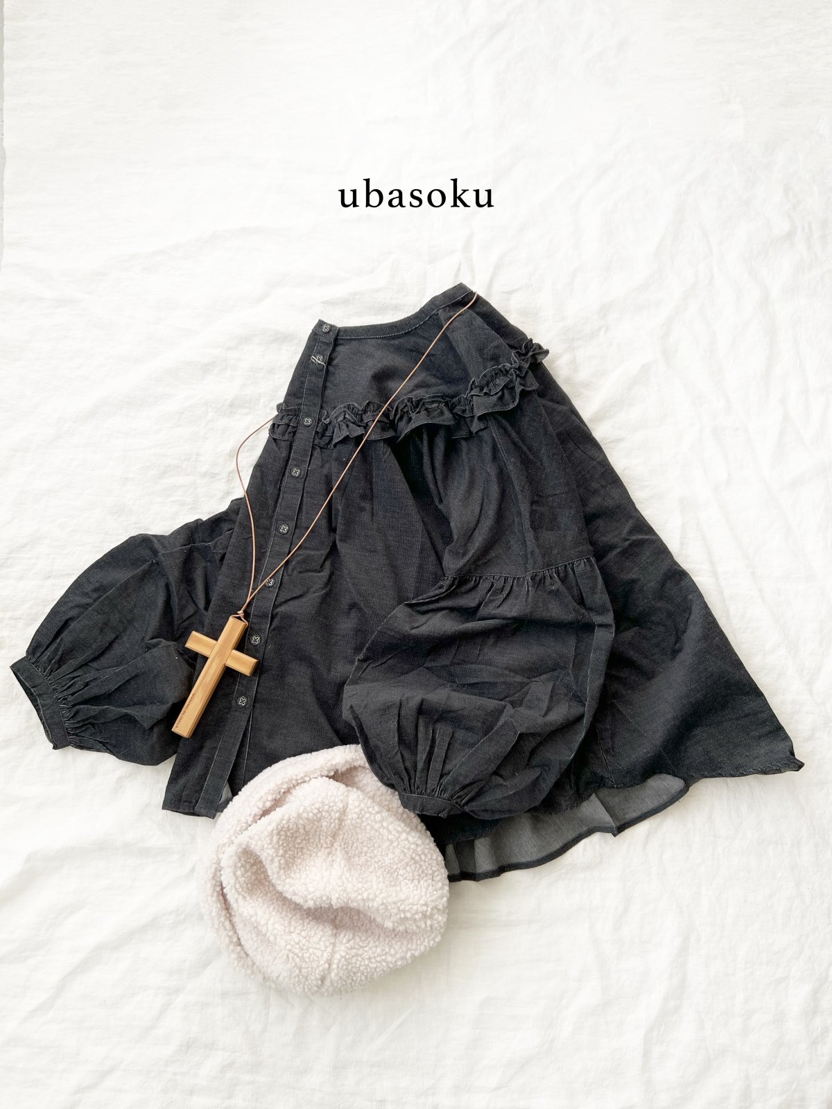 30%OFF】ubasoku/ヨークフリルコーデュロイブラウス・チャコール