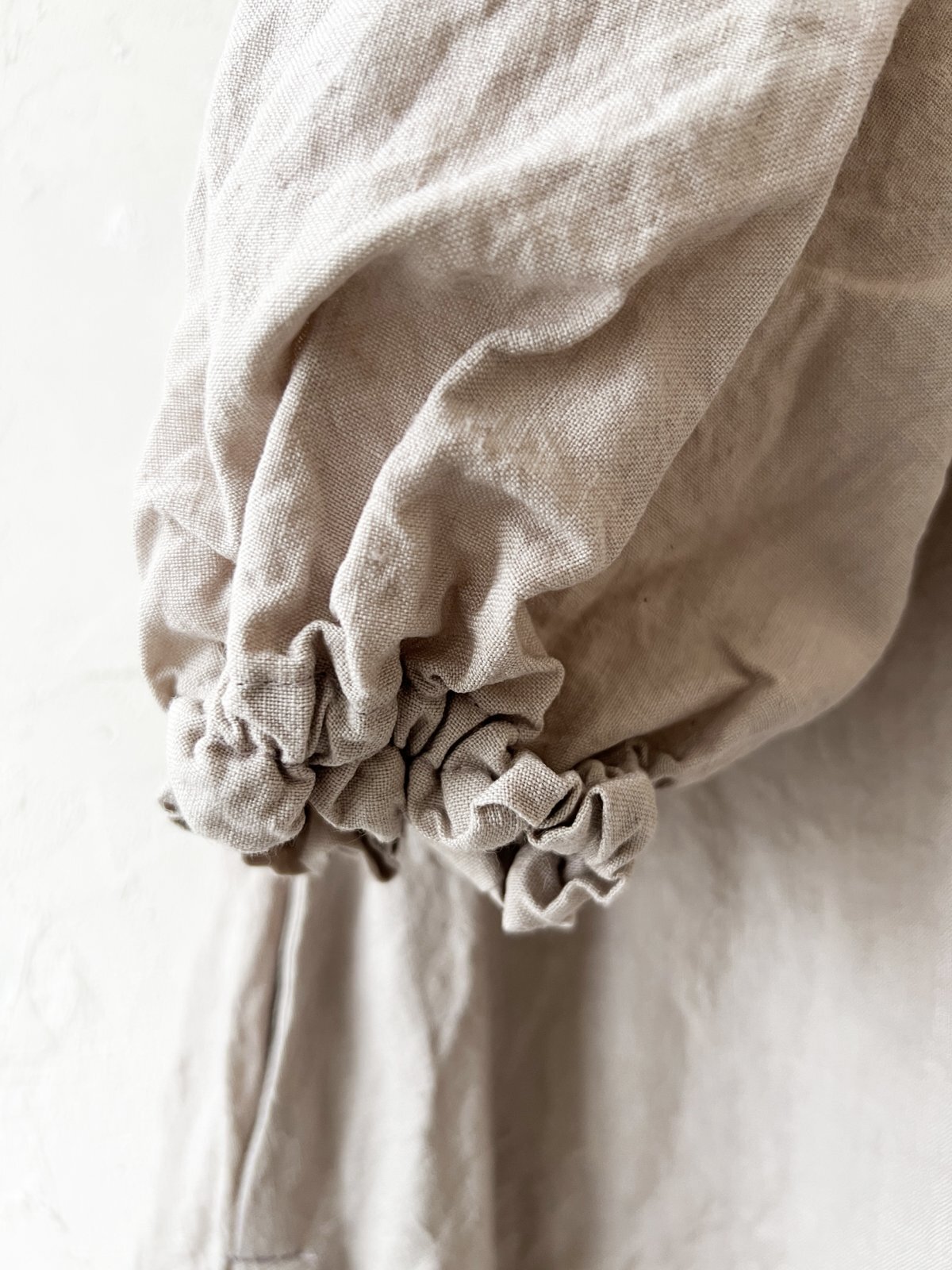 mifumiさん コラボ　コサージュ　リネン　ワンピース　ハンドメイド作家さま mifumiさん コラボ コサージュ リネン ワンピース ハンドメイド