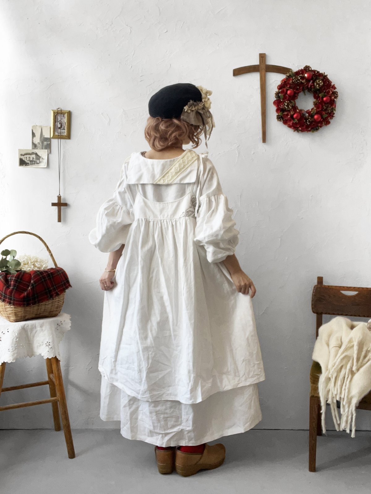 ハンドメイド作家shizuka's マディラ刺繍アンティークレースのワンピース ハンドメイド作家shizuka's マディラ刺繍アンティークレースのワンピース